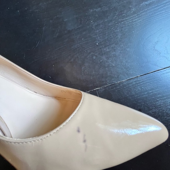 Cole Haan beige patent heels, size 10. - Picture 4 of 7